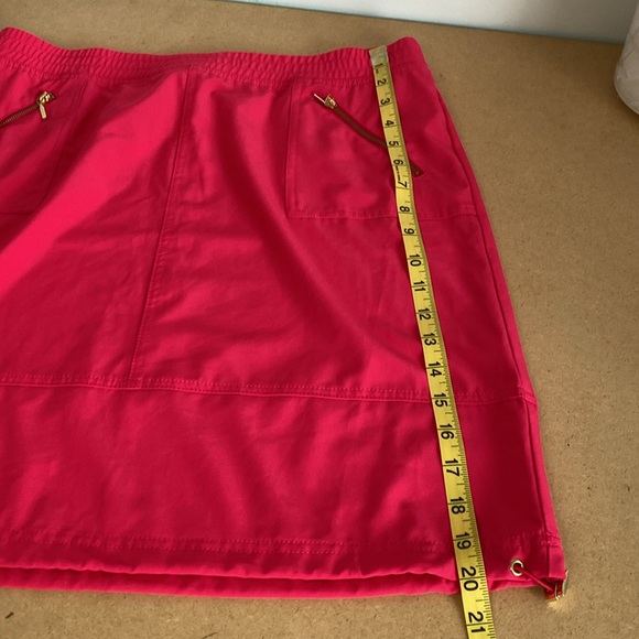 Zenergy by Chico’s Pink Skirt. Size 1 - Picture 5 of 8